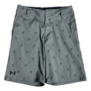 Under Armour Gray Skull Shorts Boys Youth Large EUC